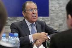 Μαθήματα υψηλής διπλωματίας στη Δύση από τον Λαβρόφ