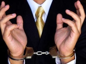Η Οικονομική Αστυνομία στη Κρήτη συνέλαβε 2 καταστηματάρχες για φορολογικές παραβάσεις - Φωτογραφία 1