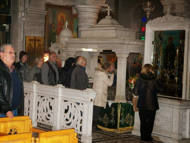 Με σύμμαχο τον καλό καιρό, πραγματοποιήθηκε η 3η Προσκυνηματική Εκδρομή της Ενορίας του Αγίου Νεκταρίου Βούλας για το Εκκλησιαστικό έτος 2013-2014, αυτή τη φορά στην Εύβοια - Φωτογραφία 5