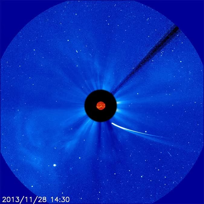 Κι όμως ο Ήλιος δεν «κατάπιε» τον κομήτη ISON! - Φωτογραφία 3