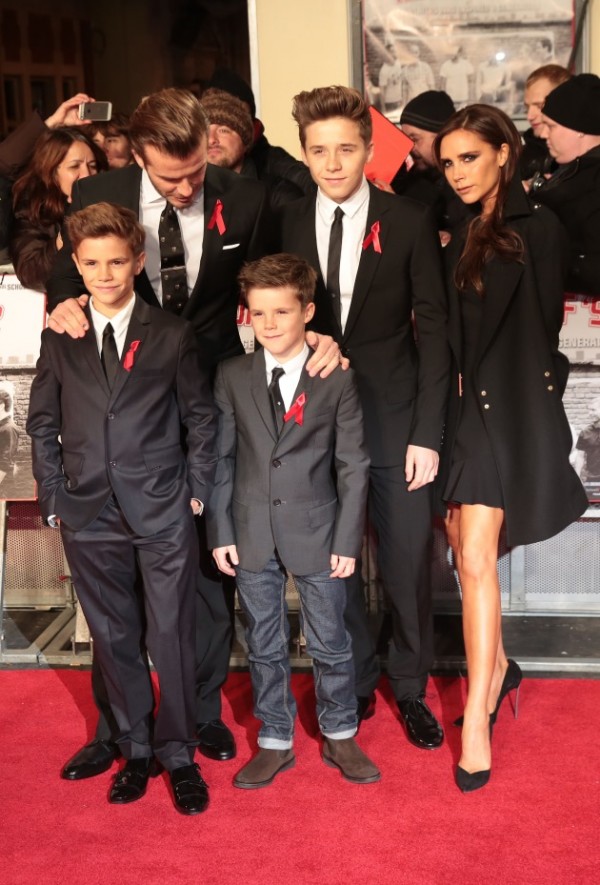 Οικογενειακή εμφάνιση στο κόκκινο χαλί για την οικογένεια Beckham - Φωτογραφία 3