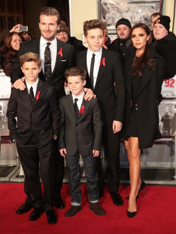 Οικογενειακή εμφάνιση στο κόκκινο χαλί για την οικογένεια Beckham - Φωτογραφία 4
