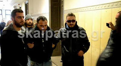 Δείτε Φωτο & Βίντεο: Απολογήθηκε με κλάματα, ο δολοφόνος της 43χρονης απο την Πάτρα - Φωτογραφία 4