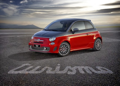 Abarth 500 Custom, 595 Turismo και 595 Competizione: Αυτοκίνητα που μιλούν στο συναίσθημα - Φωτογραφία 4