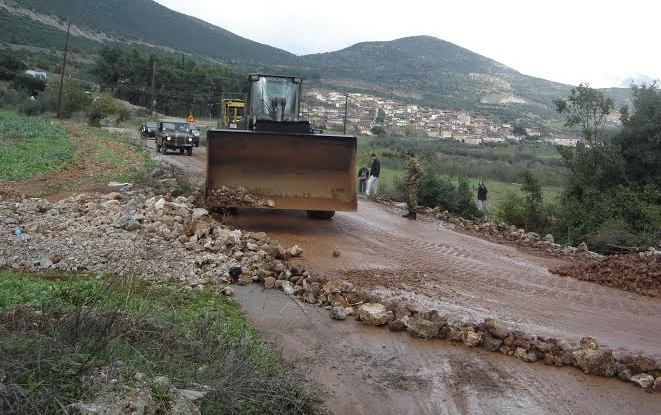 Πλημμύρες Άργους: Ο Στρατός έσπευσε πρώτος για να βοηθήσει! - Φωτογραφία 2