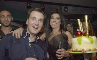 Λάμψη και ομορφιά στο πάρτι του δερματολόγου Στέλιου Αγγελίδη και της συζύγου του...[photos] - Φωτογραφία 1