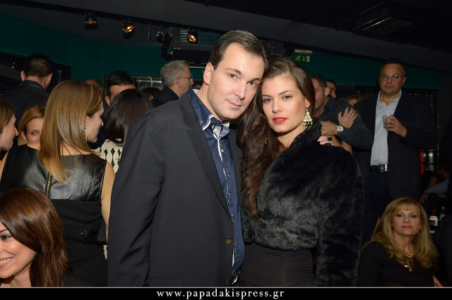 Λάμψη και ομορφιά στο πάρτι του δερματολόγου Στέλιου Αγγελίδη και της συζύγου του...[photos] - Φωτογραφία 8
