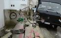 Αυτοκίνητο έπεσε πάνω στη μάντρα πρώην Δημοτικού σχολείου στην Τρίπολη [video]