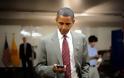 Ομπάμα: Δεν μου επιτρέπεται να χρησιμοποιώ iPhone, για λόγους ασφαλείας
