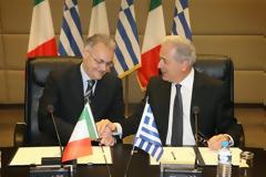ΔΗΛΩΣΕΙΣ ΥΕΘΑ ΔΗΜΗΤΡΗ ΑΒΡΑΜΟΠΟΥΛΟΥ ΚΑΙ ΥΠΑΜ ΙΤΑΛΙΑΣ MARIO MAURO ΜΕΤΑ ΤΗ ΣΥΝΑΝΤΗΣΗ ΤΟΥΣ ΣΤΟ ΥΠΕΘΑ