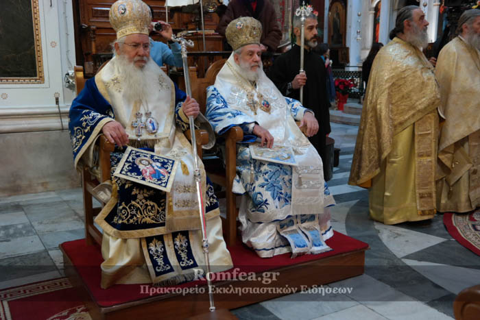 Λαμπρό Πολυαρχιερατικό συλλείτουργο -   Λαμπρή Λιτανεία στην αρχόντισσα των Κυκλάδων, την Σύρο (ΦΩΤΟ)...!!! - Φωτογραφία 9