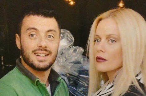 Ο άγνωστος αδελφός της Ζέτας Μακρυπούλια - Διατηρεί μπαρ στον Κεραμεικό - Φωτογραφία 2