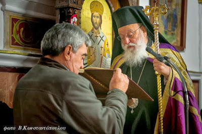 H Σεβάσμια Μνήμη του Αγίου Νικολάου Επισκόπου Μύρων της Λυκίας του Θαυματουργού, στο χωριό Πάπαρι Αρκαδίας - Φωτογραφία 4