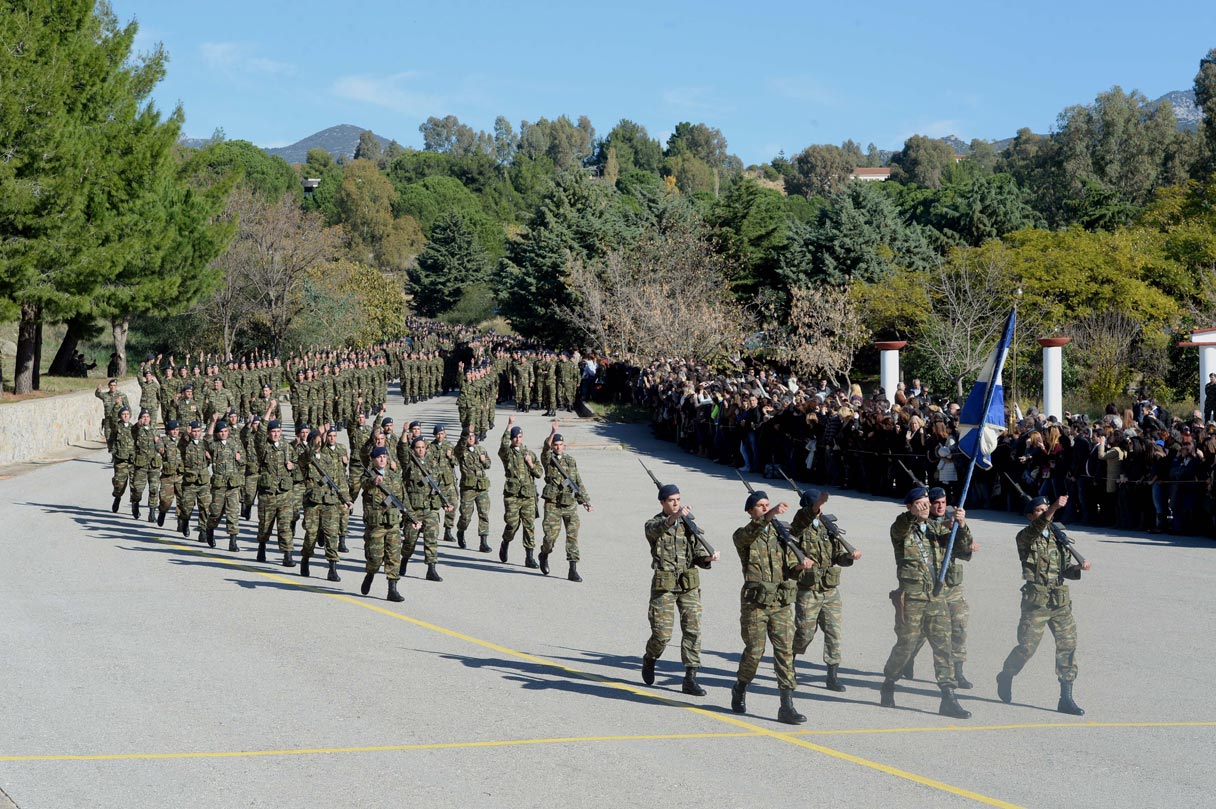 Ορκίστηκαν 550 νέοι οπλίτες της 2013 ΣΤ΄ΕΣΣΟ στο 9ο Σύνταγμα Πεζικού στην Καλαμάτα - Φωτογραφία 29