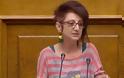 Βουλευτής του ΣΥΡΙΖΑ πήγε στη Βουλή να μιλήσει για τον προϋπολογισμό με αμφίεση για πάρτι - Το ξυρισμένο μαλλί και η μπλούζα με τη νεκροκεφαλή