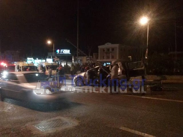 ΠΡΙΝ ΛΙΓΟ: Σοβαρό ατύχημα στην Λ. Μαραθώνος - Φωτογραφία 2