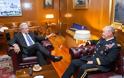 Συνάντηση ΥΕΘΑ Δημήτρη Αβραμόπουλου με τον Αρχηγό Ενόπλων Δυνάμεων των ΗΠΑ Στρατηγό Μartin E. Dempsey - Φωτογραφία 2