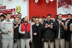 ΔΕΛΤΙΟ ΤΥΠΟΥ ΚΑΕ ΟΛΥΜΠΙΑΚΟΣ : ΟΙ ΠΡΩΤΑΘΛΗΤΕΣ ΕΥΡΩΠΗΣ ΠΑΡΕΛΑΒΑΝ ΤΗΝ ΚΑΡΤΑ ΦΙΛΑΘΛΟΥ (VIDEO & PHOTOS)
