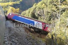 Δείτε φωτογραφίες και βίντεο από τον εκτροχιασμό - Αδέσποτες αγελάδες παραλίγο να ρίξουν το τρένο στο γκρεμό!