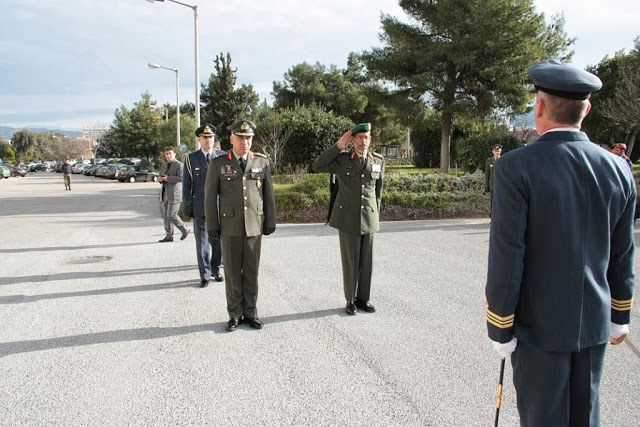 ΕΠΙΣΗΜΗ ΕΠΙΣΚΕΨΗ ΑΡΧΗΓΟΥ ΓΕΝΙΚΟΥ ΕΠΙΤΕΛΕΙΟΥ ΕΝΟΠΛΩΝ ΔΥΝΑΜΕΩΝ ΤΩΝ ΗΑΕ ΣΤΟ ΓΕΕΘΑ - Φωτογραφία 5