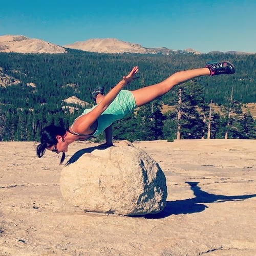 30 κορίτσια κάνουν Yoga και προκαλούν...σεισμό! [photos] - Φωτογραφία 17