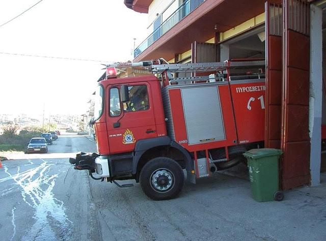 Σε διαρκή επιχειρησιακή ετοιμότητα οι άνδρες της Πυροσβεστικής Υπηρεσίας Νάουσας. Video - Φωτογραφία 5