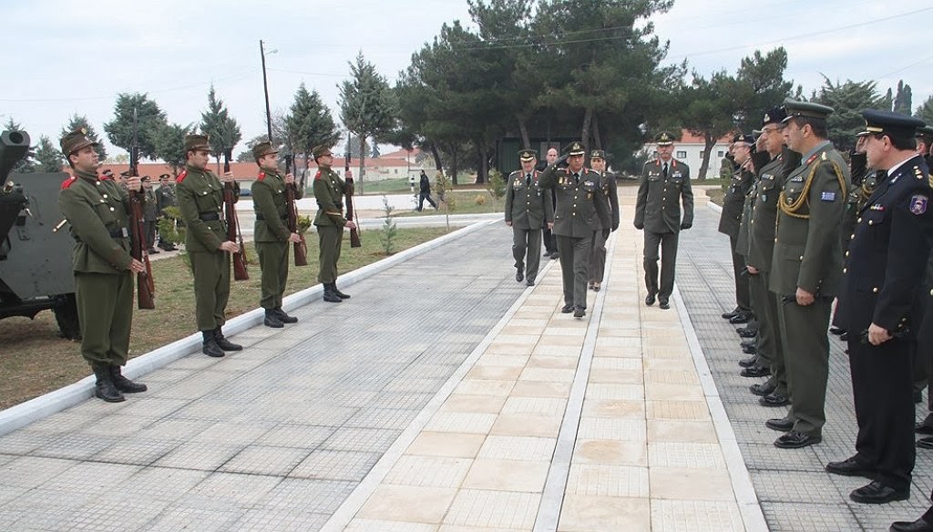 ΠΑΡΟΥΣΙΑ ΑΡΧΗΓΟΥ ΓΕΕΘΑ ΣΤΙΣ ΕΚΔΗΛΩΣΕΙΣ ΓΕΝΕΘΛΙΑΣ ΗΜΕΡΑΣ ΤΗΣ ΧΙΙ Μ/Κ ΜΠ «ΕΒΡΟΥ» - Φωτογραφία 2