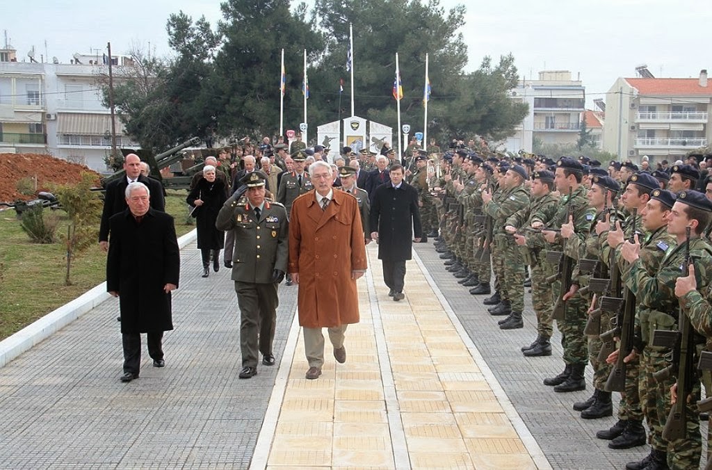 ΠΑΡΟΥΣΙΑ ΑΡΧΗΓΟΥ ΓΕΕΘΑ ΣΤΙΣ ΕΚΔΗΛΩΣΕΙΣ ΓΕΝΕΘΛΙΑΣ ΗΜΕΡΑΣ ΤΗΣ ΧΙΙ Μ/Κ ΜΠ «ΕΒΡΟΥ» - Φωτογραφία 9