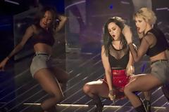 Katy Perry: Έδειξε στους Γερμανούς την «άγρια» πλευρά της