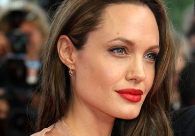 Κατέρρευσε η Angelina Jolie! - Φωτογραφία 1