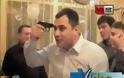 ΣΟΚ στη Ρωσία! Έπαιξε ρώσικη ρουλέτα σε γαμήλιο γλέντι και σκοτώθηκε [+18 video] - Φωτογραφία 1