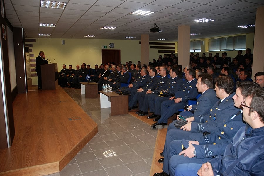 Επίσημη Επίσκεψη του ΥΦΕΘΑ Αθ. Δαβάκη στην 111 ΠΜ - Φωτογραφία 2