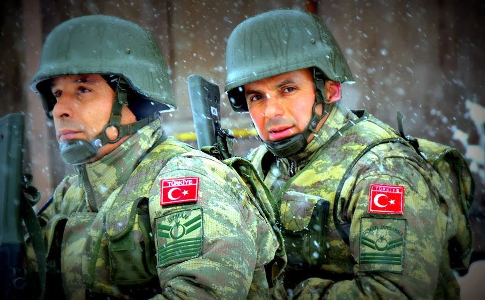 Οι Τούρκοι εκπαιδεύουν Σκοπιανούς Αξιωματικούς σε Καταδρομικές και Αντιαεροπορικές επιχειρήσεις ! - Φωτογραφία 1