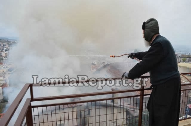 Καταστροφή: Δείτε ΒΙΝΤΕΟ και ΦΩΤΟ από πυρκαγιά σε σπίτι στον Άγιο Λουκά στη Λαμία - Φωτογραφία 8