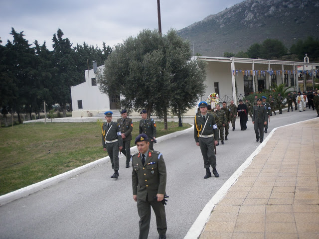 Με επίδοση ξιφών ολοκληρώθηκε ο διήμερος εορτασμός στο 282 Μ/Κ ΤΕ της ΚΩ (Φωτορεπορτάζ) - Φωτογραφία 12