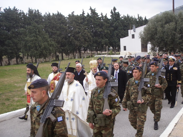 Με επίδοση ξιφών ολοκληρώθηκε ο διήμερος εορτασμός στο 282 Μ/Κ ΤΕ της ΚΩ (Φωτορεπορτάζ) - Φωτογραφία 17