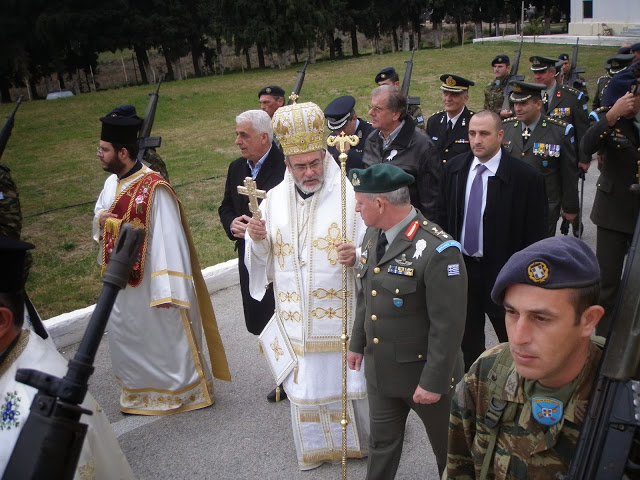 Με επίδοση ξιφών ολοκληρώθηκε ο διήμερος εορτασμός στο 282 Μ/Κ ΤΕ της ΚΩ (Φωτορεπορτάζ) - Φωτογραφία 18