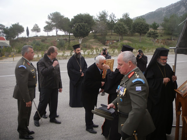 Με επίδοση ξιφών ολοκληρώθηκε ο διήμερος εορτασμός στο 282 Μ/Κ ΤΕ της ΚΩ (Φωτορεπορτάζ) - Φωτογραφία 36