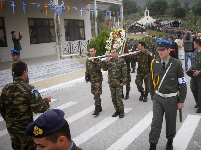 Με επίδοση ξιφών ολοκληρώθηκε ο διήμερος εορτασμός στο 282 Μ/Κ ΤΕ της ΚΩ (Φωτορεπορτάζ) - Φωτογραφία 8