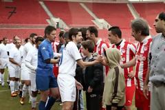 ΜΙΑ ΜΕΓΑΛΗ ΠΟΔΟΣΦΑΙΡΙΚΗ ΑΓΚΑΛΙΑ! (PHOTOS)