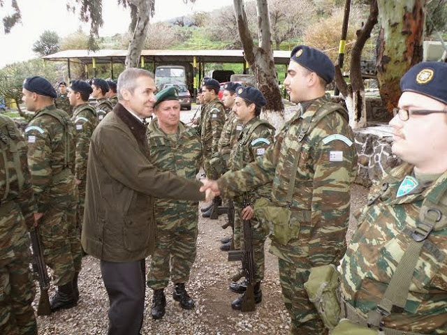 Φωτογραφικά στιγμιότυπα από την επίσκεψη του ΥΦΕΘΑ Αθ. Δαβάκη στην 80 ΑΔΤΕ - Φωτογραφία 11