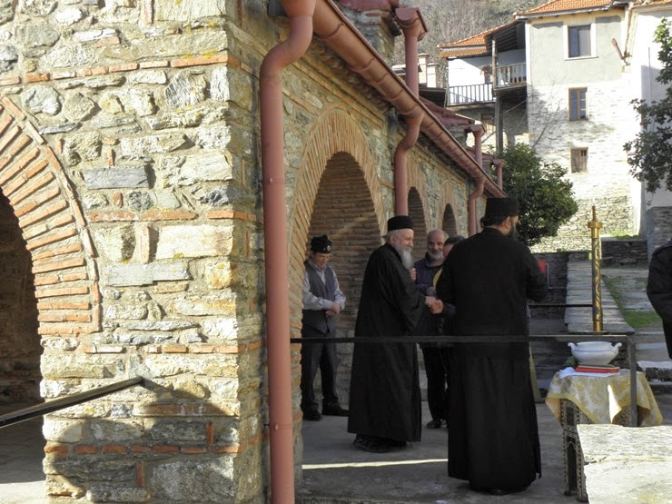 4018 - Άρχισαν οι εργασίες για την ανέγερση του Κέντρου Υγείας στο Άγιο Όρος. Ο Αγιασμός του καινούργιου ασθενοφόρου (φωτογραφίες) - Φωτογραφία 9