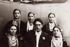 Άγνωστοι Έλληνες: Βλάχοι, εθνικοί ευεργέτες και έμποροι των Βαλκανίων [video]