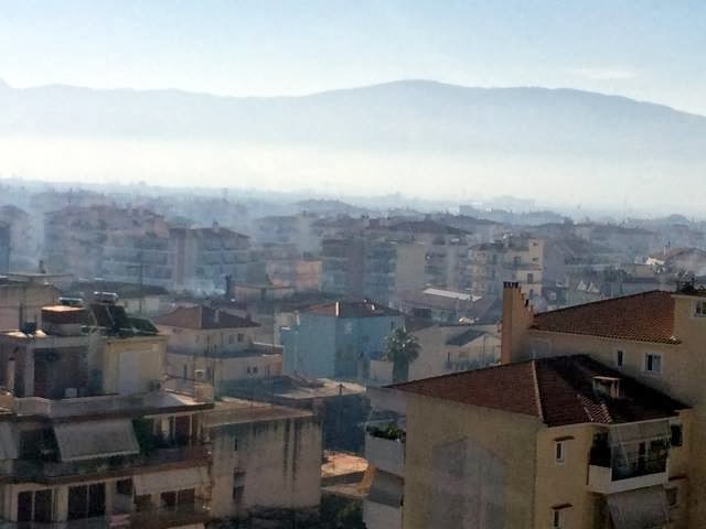 Αγρίνιο: Έντονη ξανά η αιθαλομίχλη - Δείτε φωτο - Φωτογραφία 1