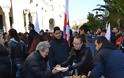 Μέλη του ΠΑΜΕ μοίρασαν φασολάδα στη Θεσσαλονίκη - Φωτογραφία 4