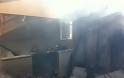 Στις φλόγες διώροφο σπίτι στην Ορεινή Καλαμπάκα [Photos] - Φωτογραφία 1