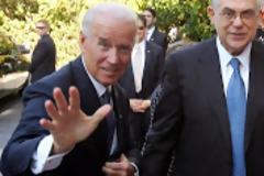Ο σοβαροφανής Λουκάς Παπαδήμος δεν πλήρωνε ούτε τα κοινόχρηστα του σπιτιού του και καταδικάστηκε στις ΗΠΑ...!!!