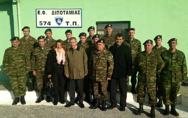 Ο υφυπουργός Εθνικής Άμυνας κ. Αθανάσιος Δαβάκης στην Καστοριά (φωτογραφίες) - Φωτογραφία 4