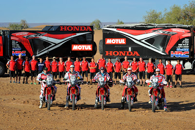 H Honda πανέτοιμη για το 2014 Dakar Rally - Φωτογραφία 1
