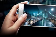 Oppo R1: Μid-range smartphone με δυνατά φωτογραφικά χαρακτηριστικά